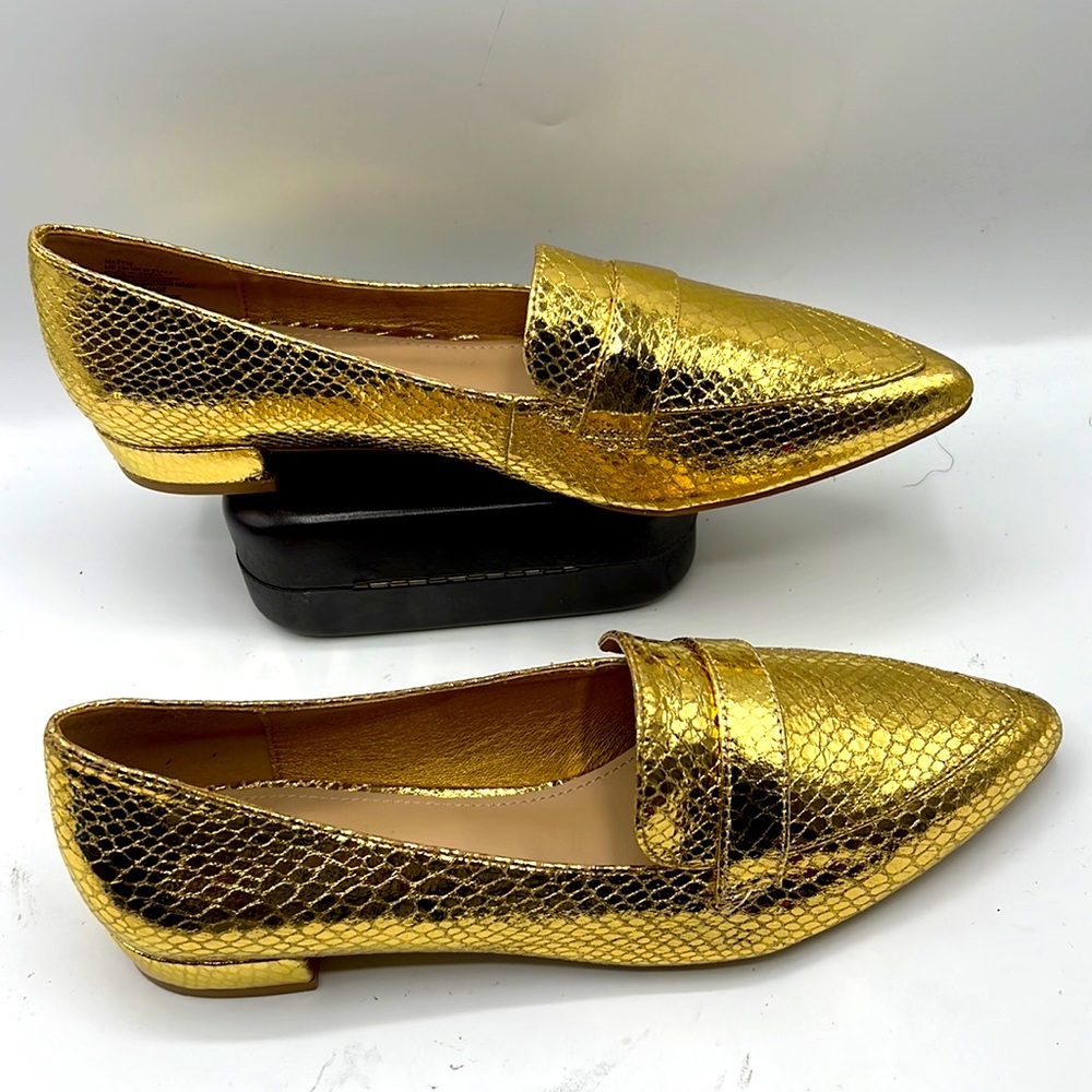 JUSTFAB   gold flat shoes size 10 in excellent condition. - Picture 3 of 9